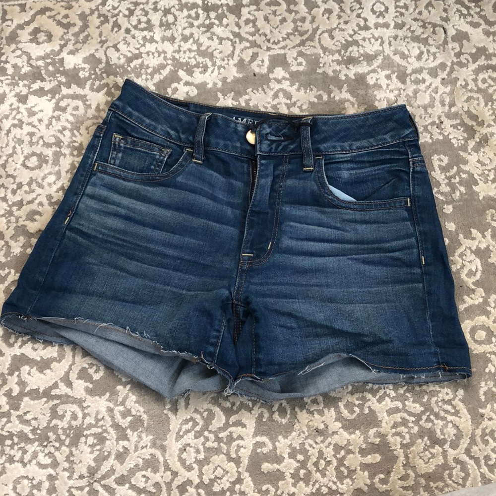 American Eagle Lightwash Jean Shorts